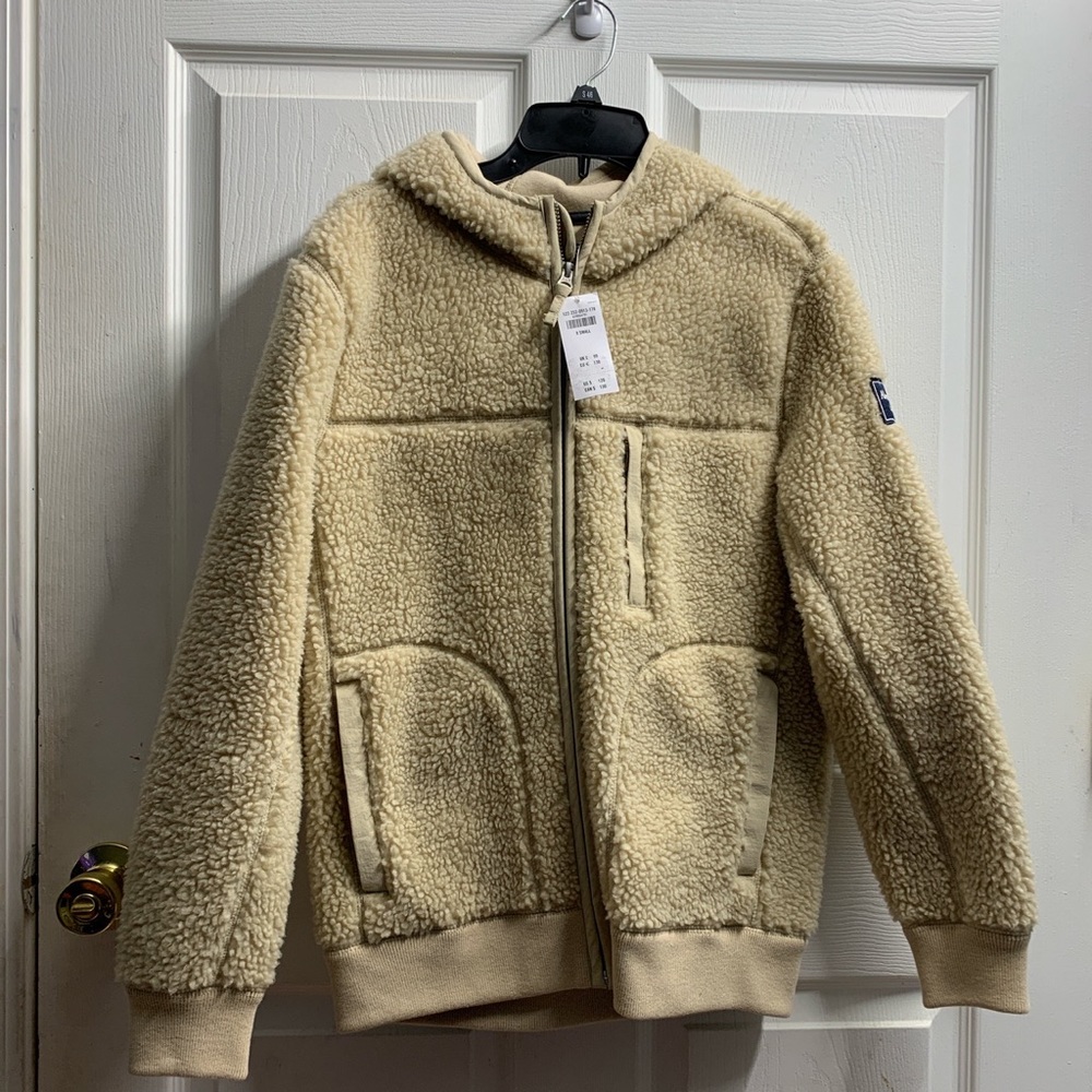 Abercrombie and Fitch reverse Sherpa hoodie size Small ( new )
